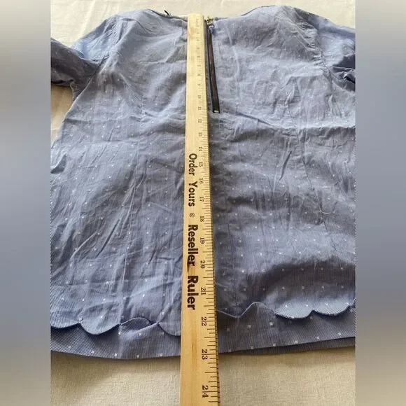 Vineyard vines. Size 4. Blouse. So cute! - Picture 3 of 12